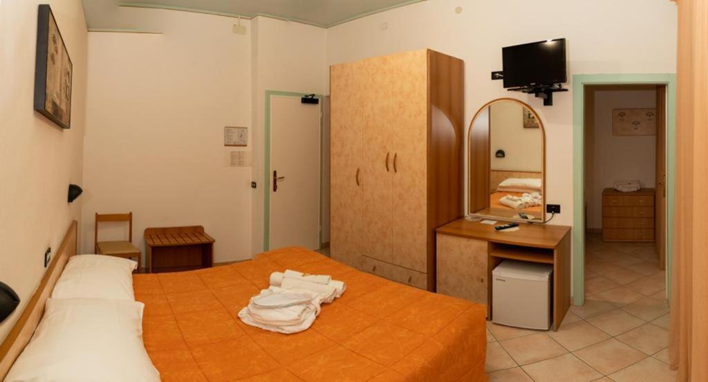 Hotel Verdemare Rimini Extérieur photo